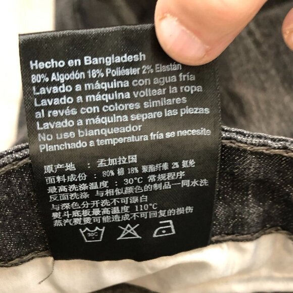 Southpole Mens Jeans Size 32x31 Measured Distressed Straight Biker Black Denim - Picture 7 of 15